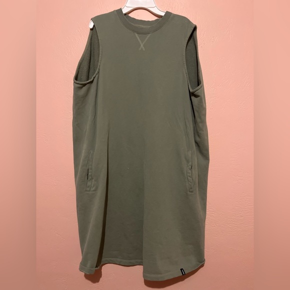 Finisterre Dresses & Skirts - Finisterre Pinafore Enkus Sweat Dress Seaspray Green Size 8 ( fit up to 12